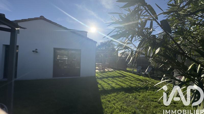 Maison - 104 m² - 4 pièces