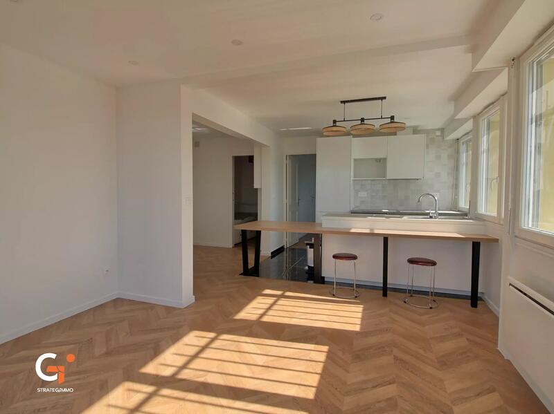 Appartement - 93 m² - 4 pièces