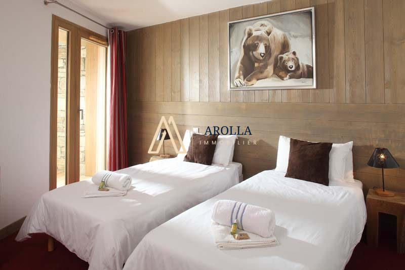 Immeuble - 1 070 m²