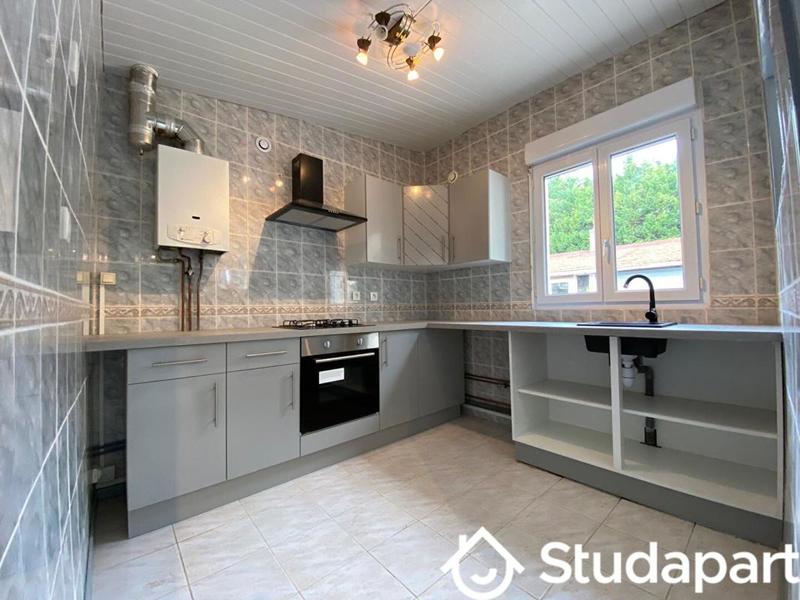 Maison - 76 m² - 3 pièces