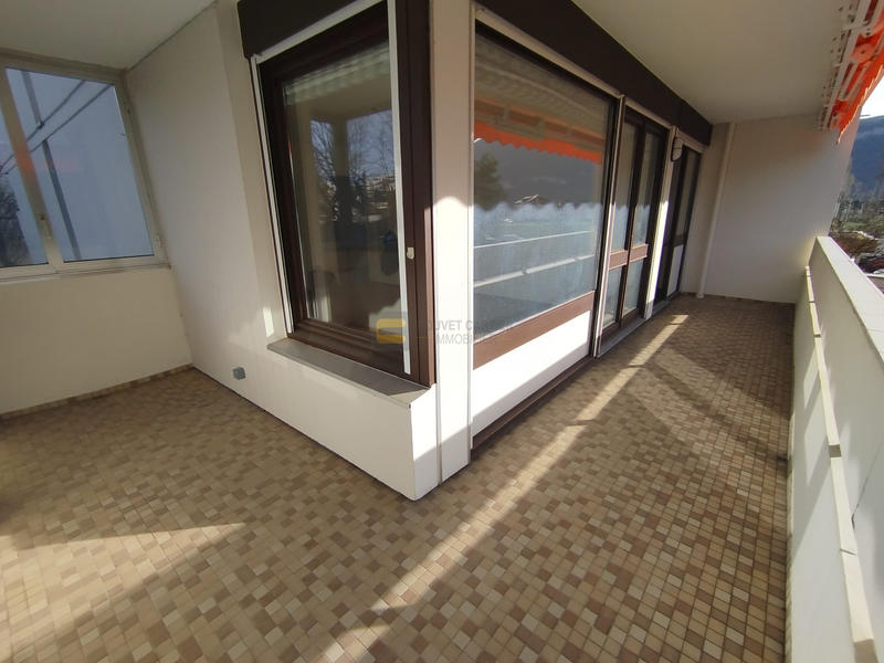 Appartement - 74 m² - 3 pièces