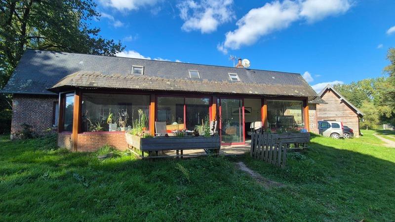 Maison - 165 m² - 9 pièces