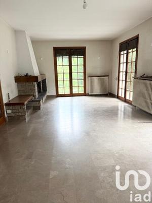 Maison - 140 m² - 6 pièces
