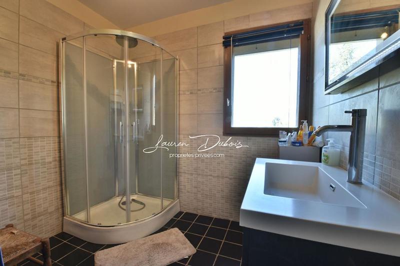 Maison - 137 m² - 7 pièces