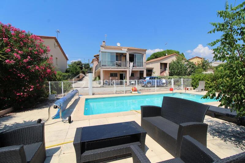 Villa - 160 m² - 5 pièces