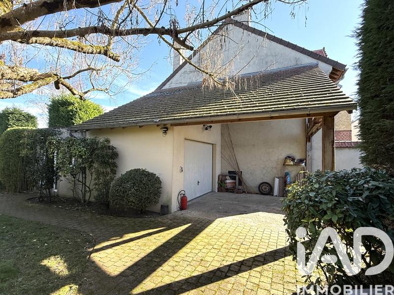 Maison - 180 m² - 6 pièces