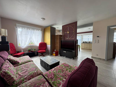 Maison - 101 m² - 5 pièces