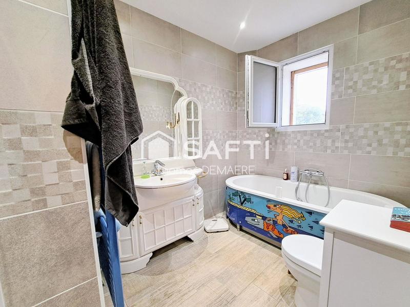 Maison - 500 m² - 18 pièces