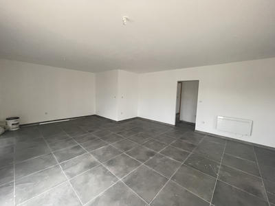 Maison - 96 m² - 4 pièces