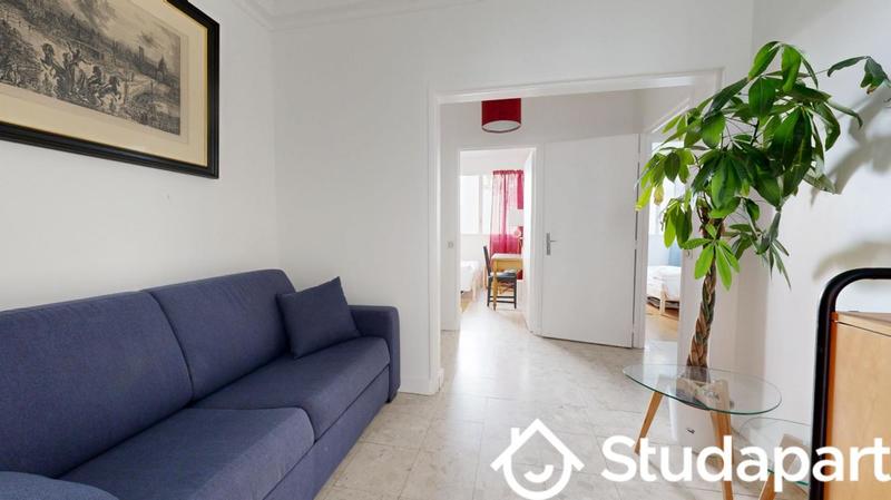 Chambre - 12 m² - 1 pièce