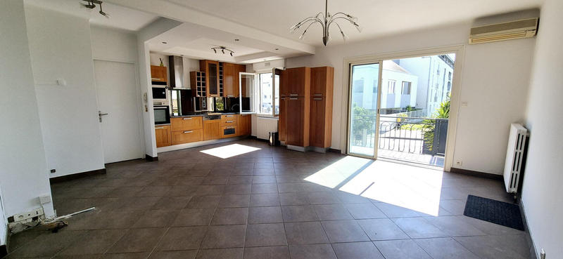 Maison - 105 m² - 4 pièces