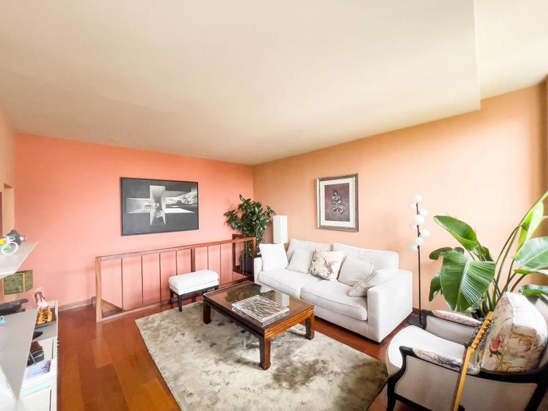 Appartement - 110 m² - 5 pièces