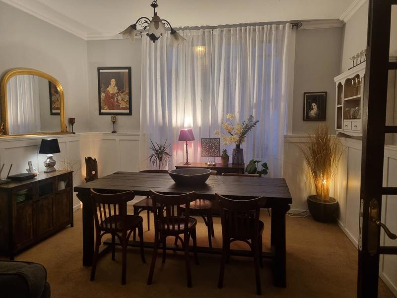 Maison - 220 m² - 7 pièces