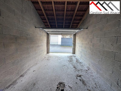 Parking / Garage - 8 m²