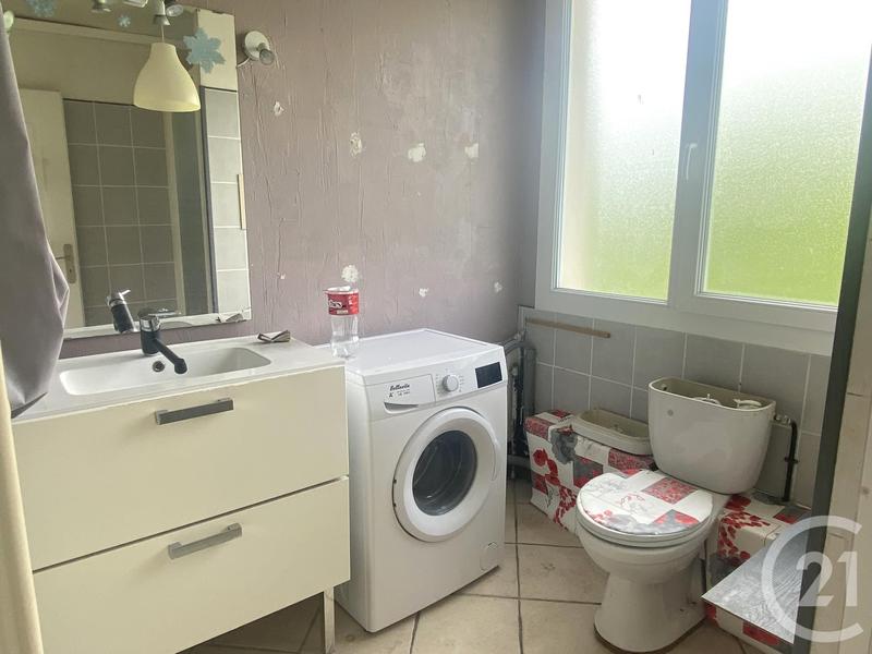 Appartement - 64 m² - 4 pièces