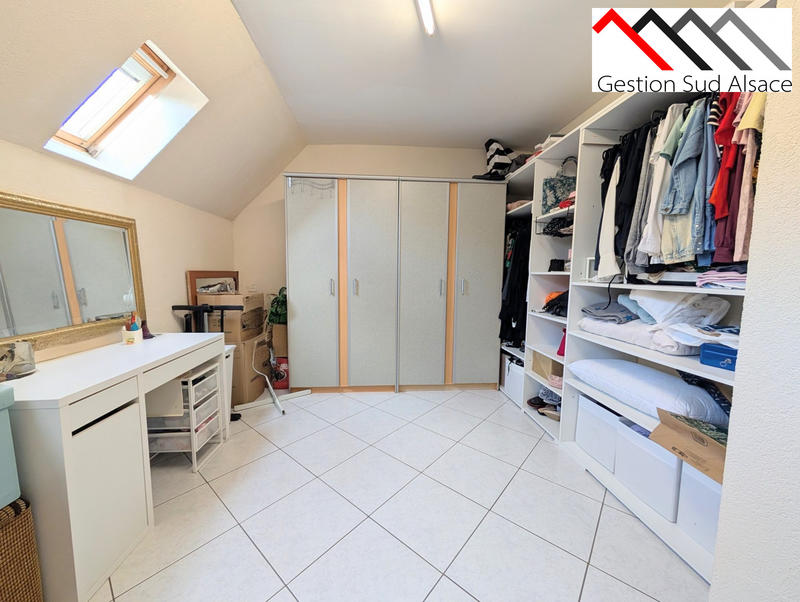 Maison - 103 m² - 5 pièces