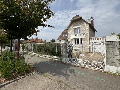 Maison ancienne - 112 m² - 4 pièces