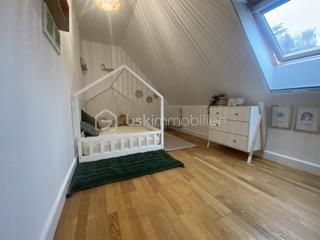 Pavillon - 155 m² - 7 pièces