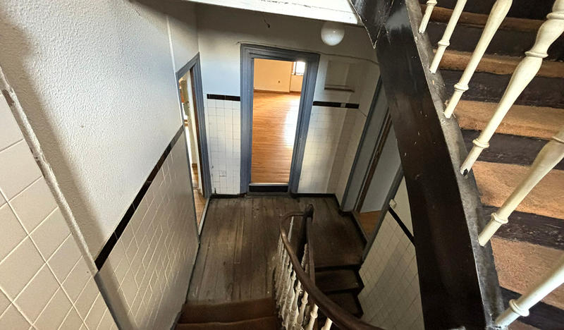 Maison - 260 m² - 11 pièces