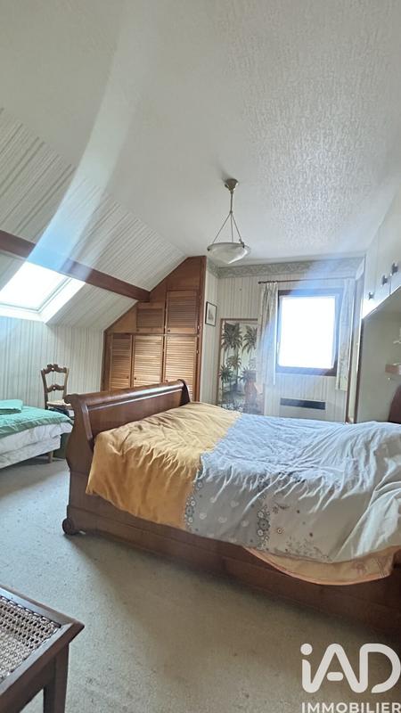 Maison - 147 m² - 7 pièces