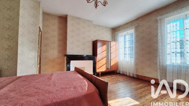 Maison - 196 m² - 5 pièces