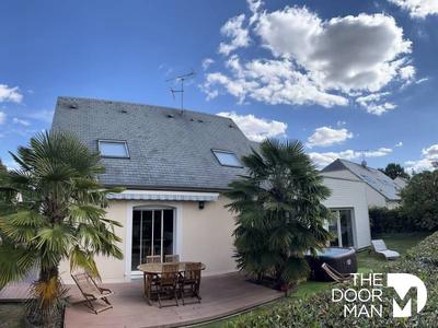 Maison - 134 m² - 7 pièces