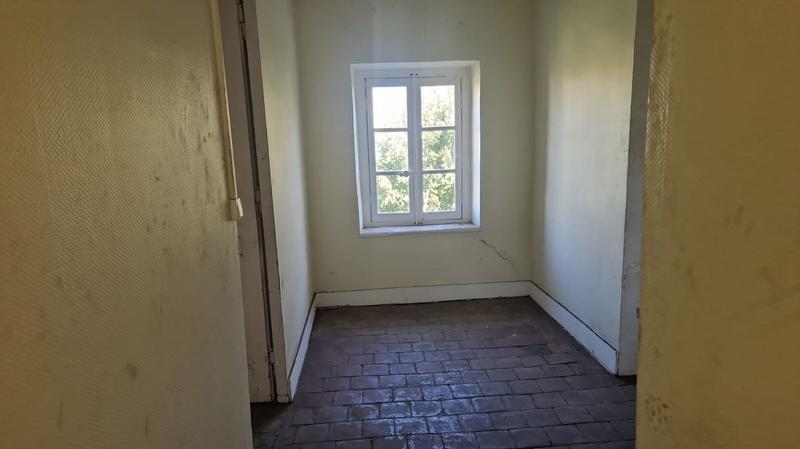 Maison - 230 m² - 11 pièces