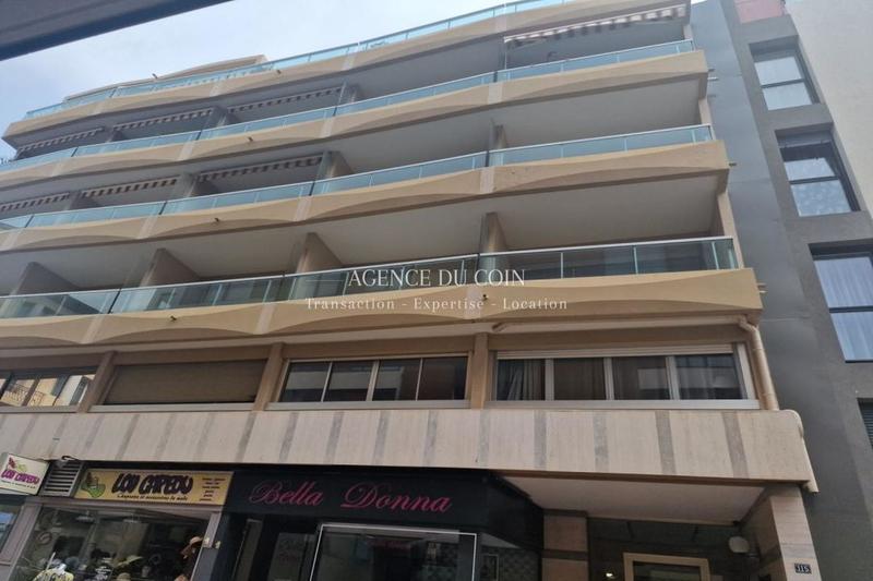 Studio - 32 m² - 1 pièce