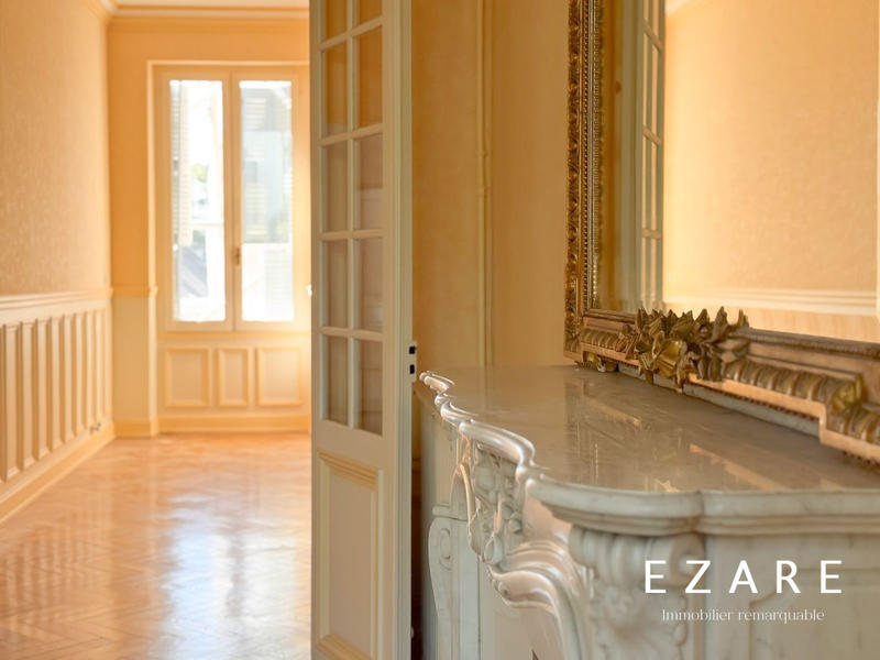 Appartement - 175 m² - 6 pièces