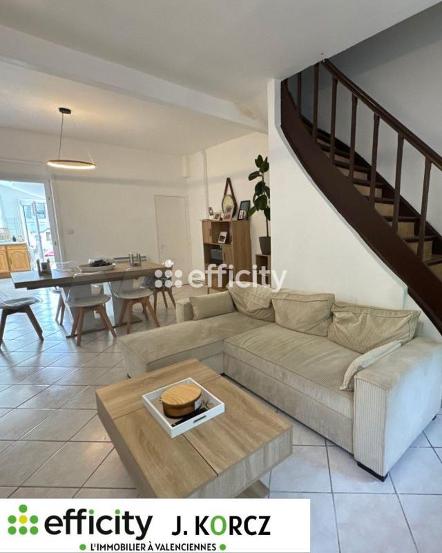 Maison - 73 m² - 6 pièces