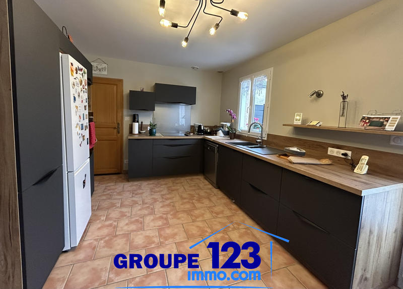 Maison - 144 m² - 5 pièces