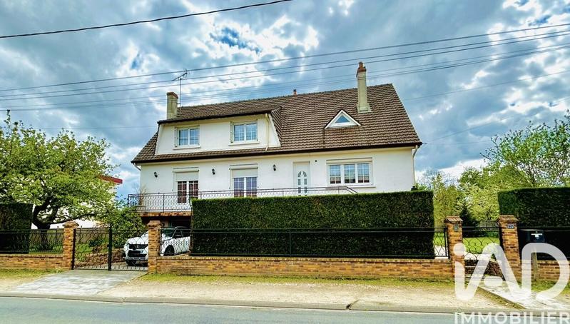 Maison - 202 m² - 8 pièces