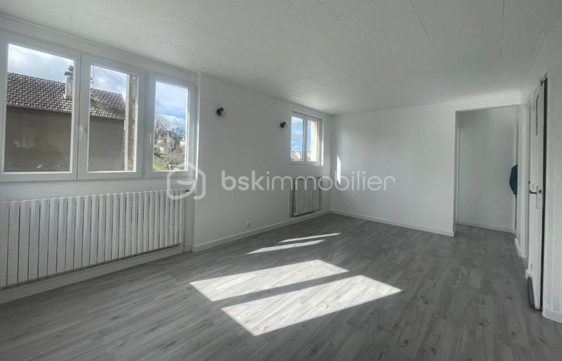 Maison - 70 m² - 5 pièces