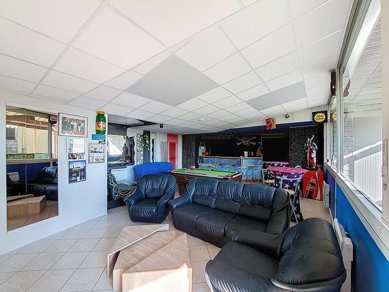 Maison - 155 m² - 3 pièces