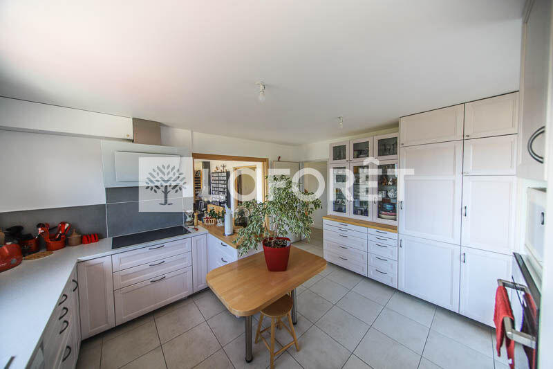 Maison - 157 m² - 5 pièces