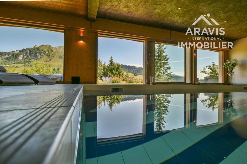 Châlet - 425 m² - 6 pièces