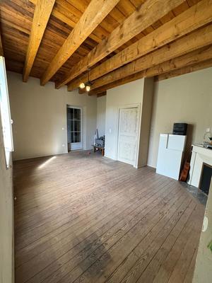 Maison - 85 m² - 5 pièces