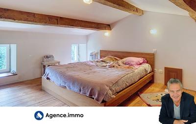 Maison ancienne - 273 m² - 10 pièces