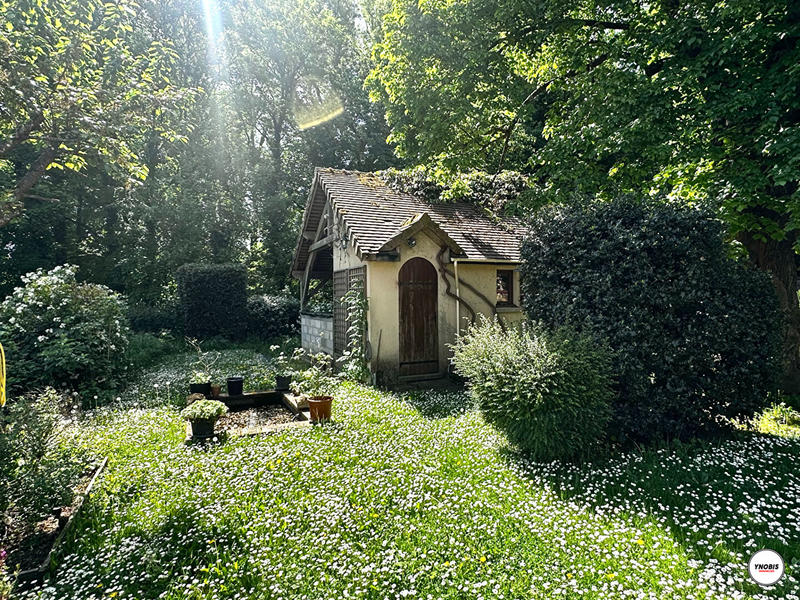 Immeuble - 700 m² - 15 pièces