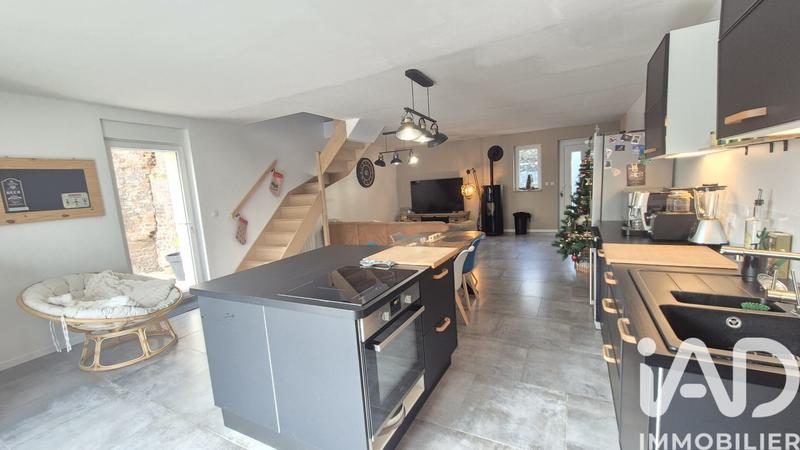 Maison de village - 202 m² - 7 pièces