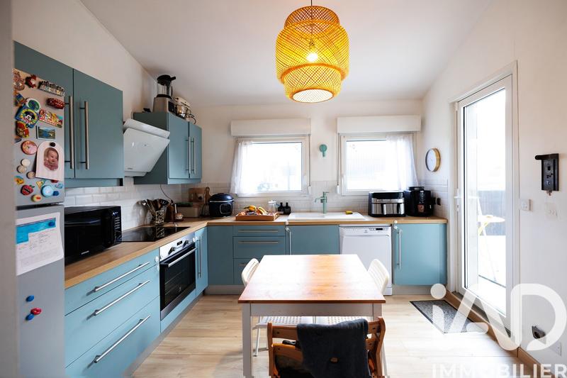 Maison - 110 m² - 4 pièces