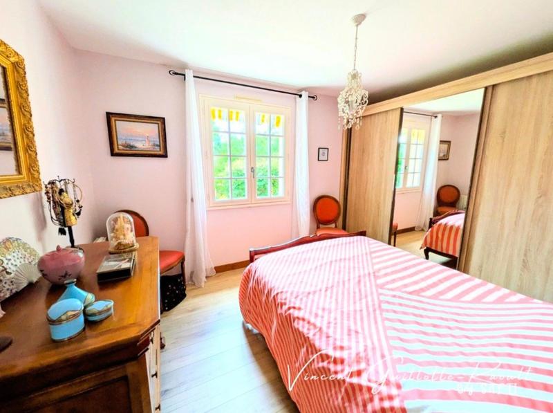 Maison - 190 m² - 6 pièces