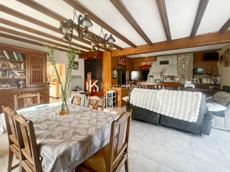 Maison - 190 m² - 5 pièces