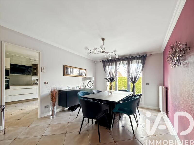 Maison - 105 m² - 5 pièces