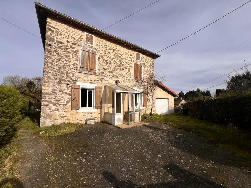 Maison - 98 m² - 5 pièces