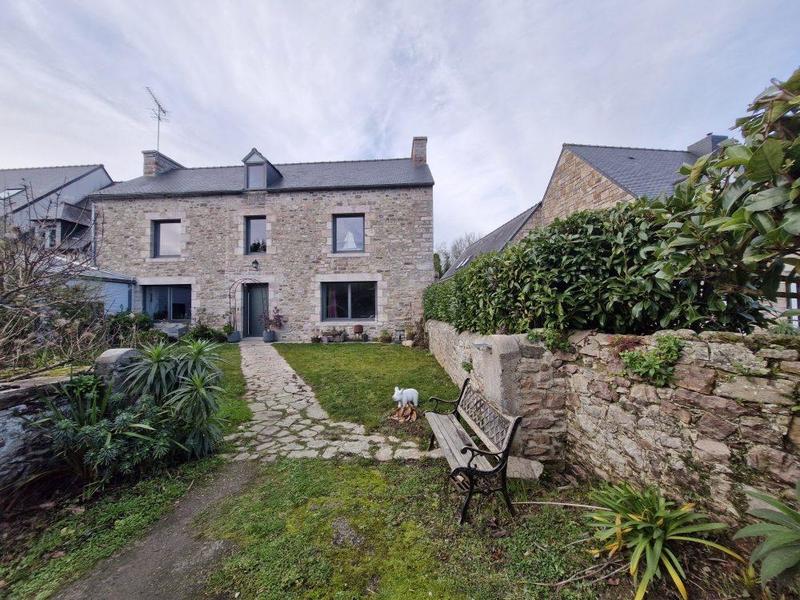 Maison - 123 m² - 7 pièces