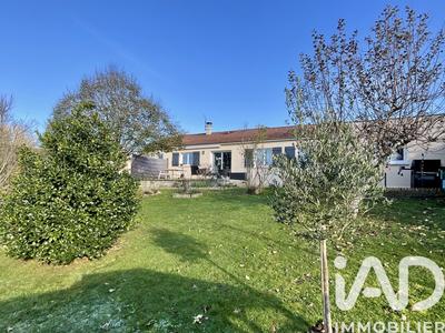 Maison - 102 m² - 4 pièces