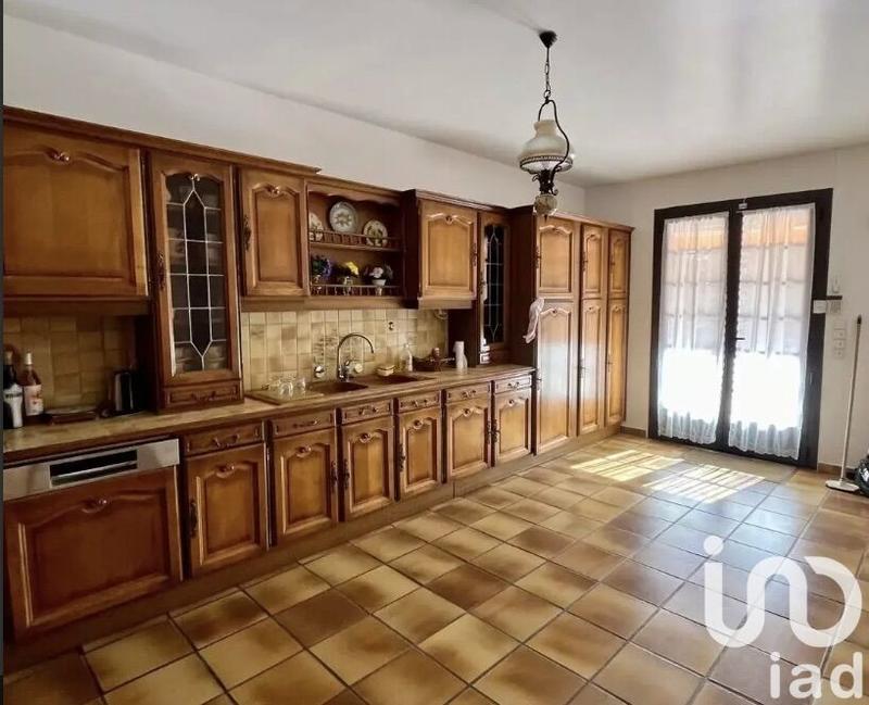 Maison - 185 m² - 5 pièces