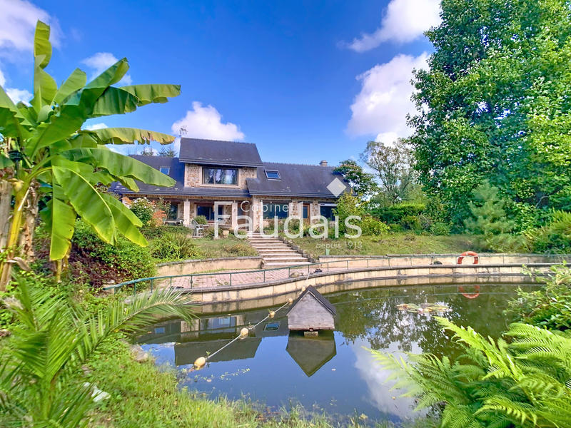 Maison - 160 m² - 5 pièces