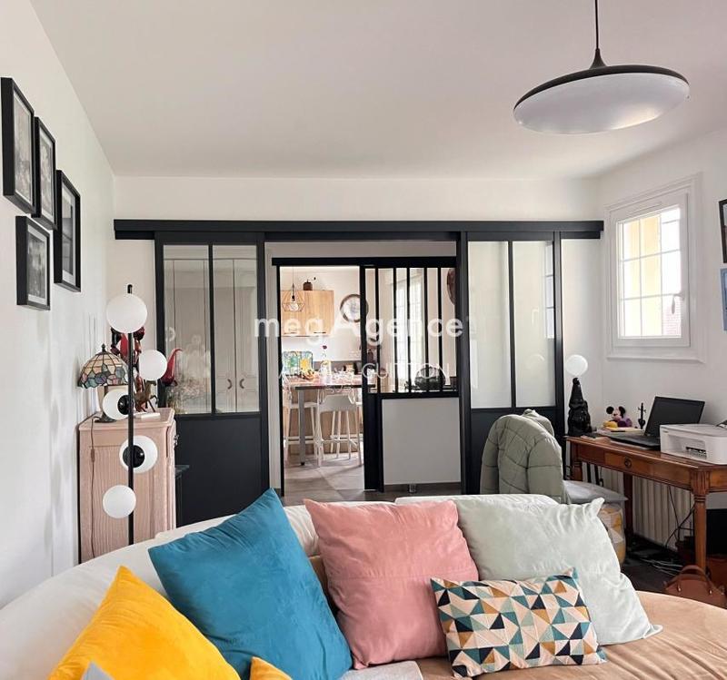 Maison - 170 m² - 6 pièces